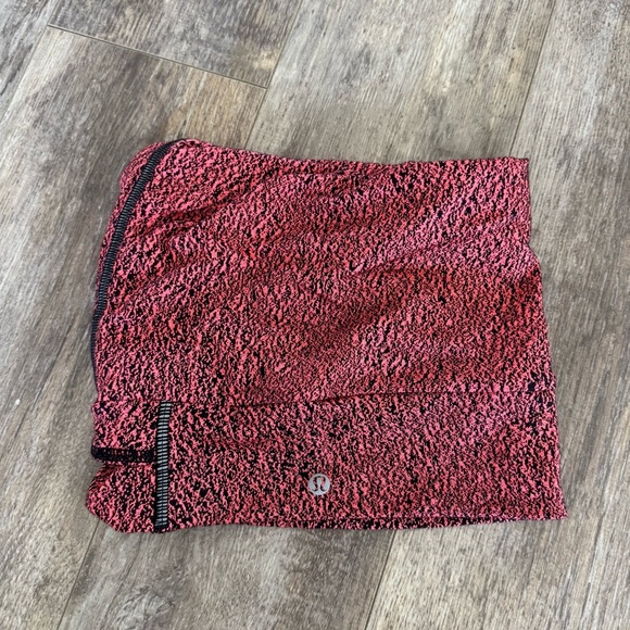 🍋 Lululemon Running Neck Gaiter - Orange & Black - Picture 1 of 3